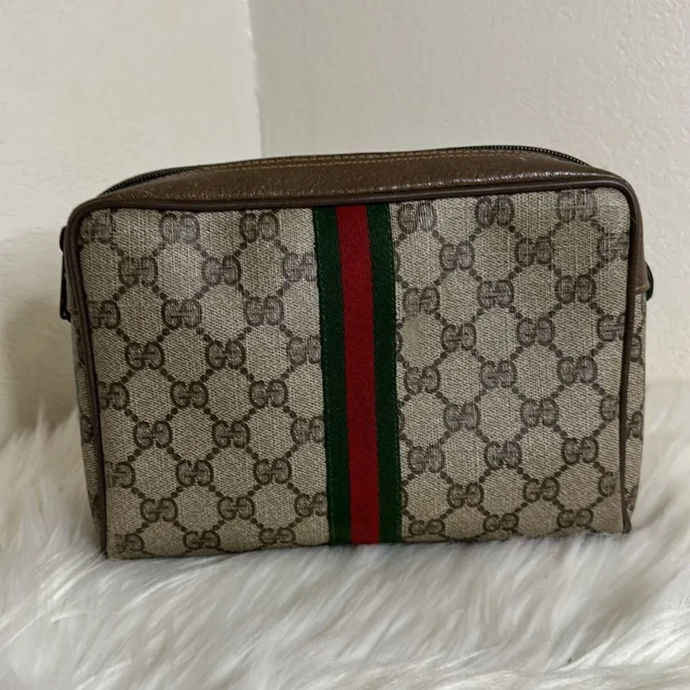 💯Authentic Gucci Clutch Bag🍀
